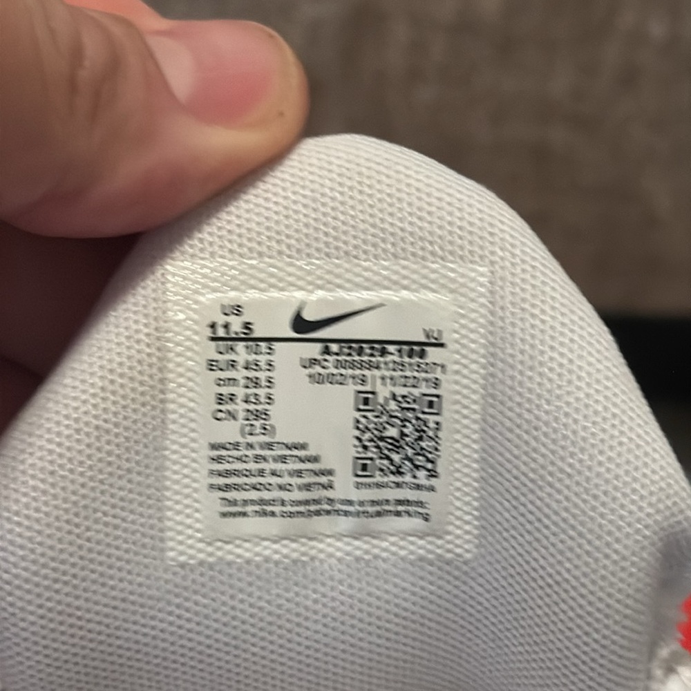 Nike Air Max Plus TN Triple White - Picture 5 of 8